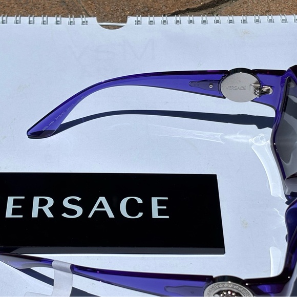 New Versace MOD 4453 5419/87 Transparent Violet Sunglasses - Picture 13 of 16